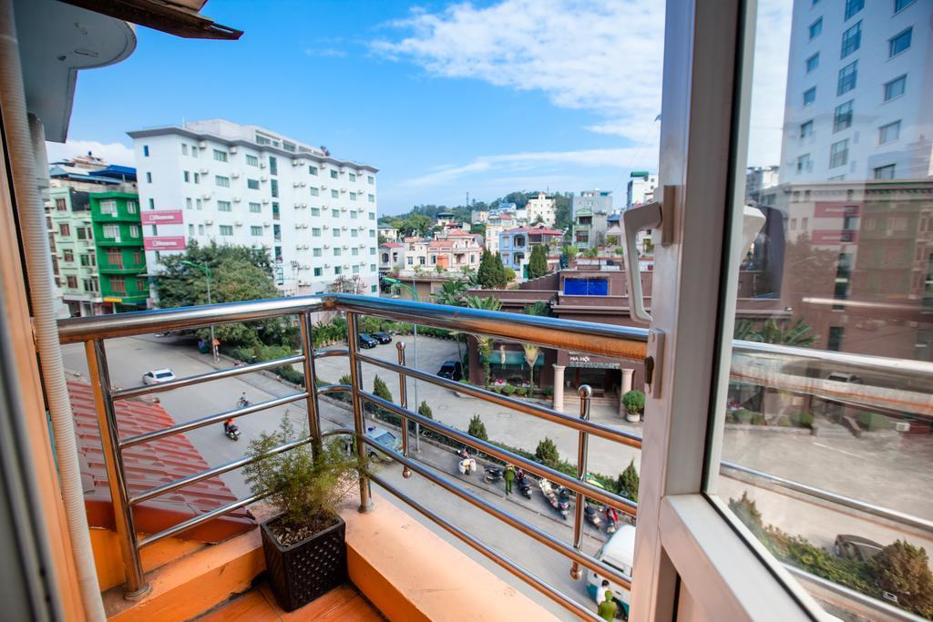 Halong Party Hostel Ha Long Exterior foto