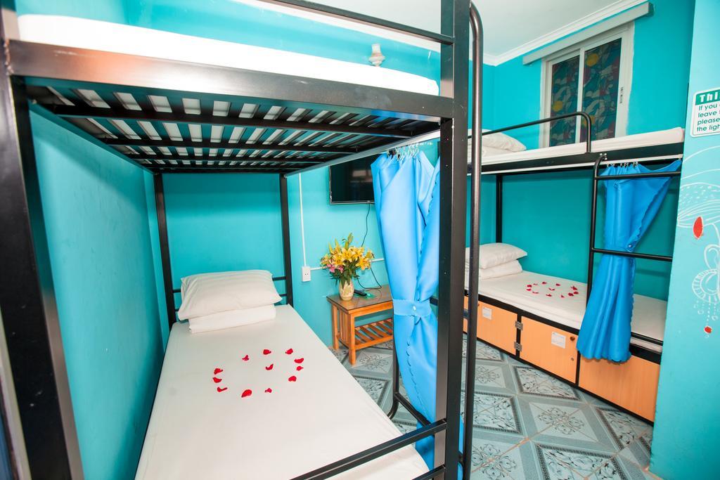 Halong Party Hostel Ha Long Exterior foto